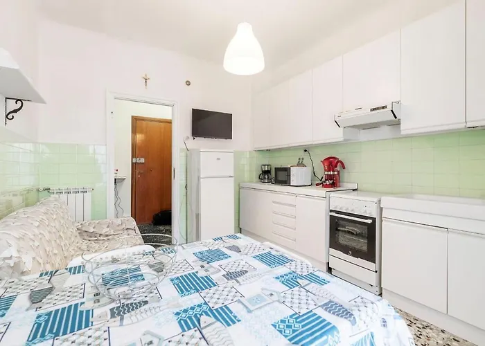 La Perla Sul Mare, *